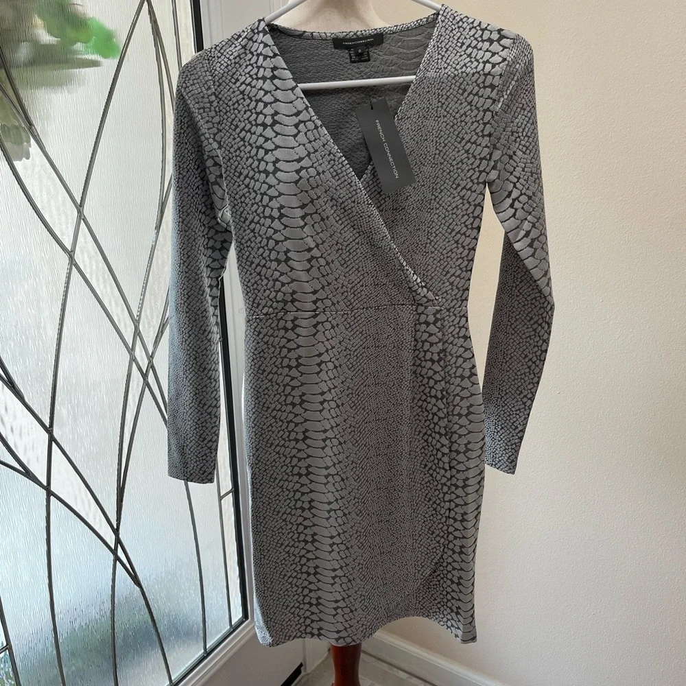 French Connection Long Sleeve Snake Jacquard Dress. - Picture 3 of 11